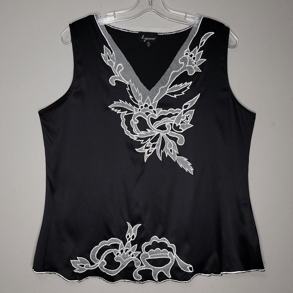 XL | Lynn Ritchie | 100% Silk Embroidered Lace V-Neck Blouse